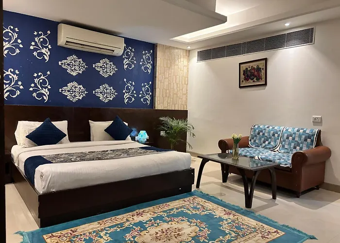 Hotel Impress By Rmr Hotels New Delhi